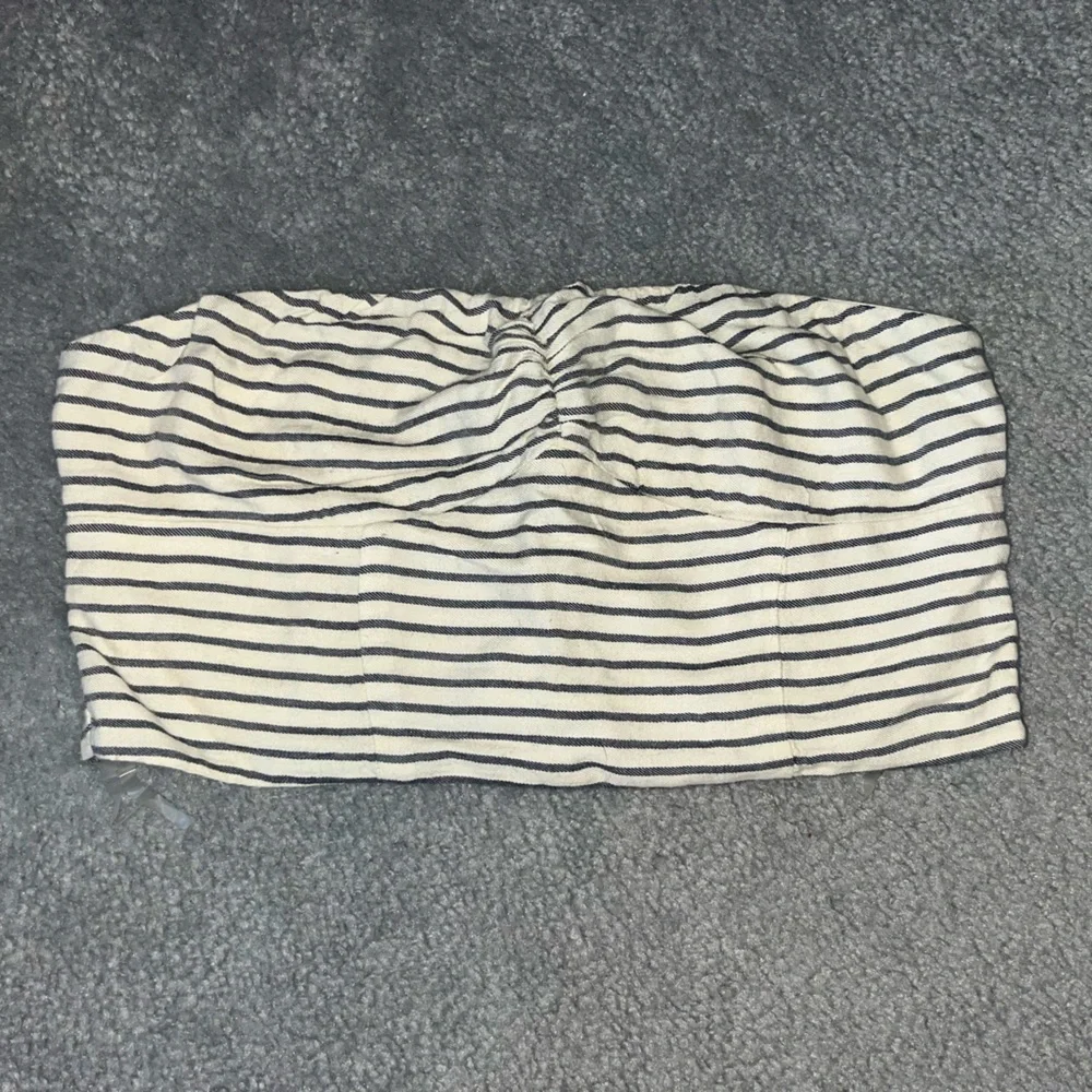 American Eagle Striped TubeTop - Picture 2 of 5